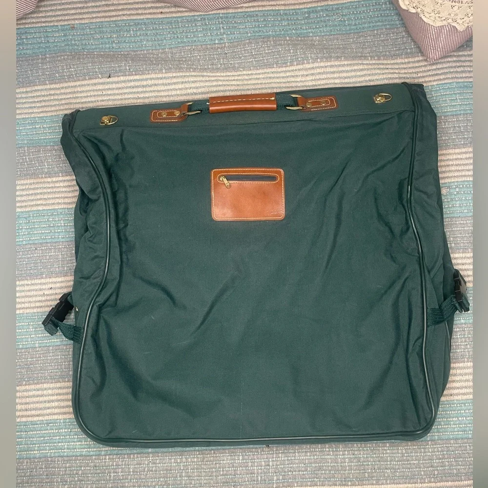 Jaguar: vintage 90s deep green wardrobe bag